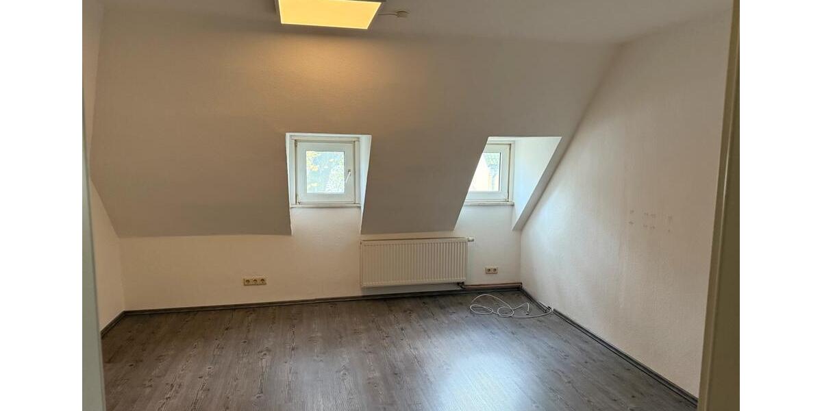 Dachgeschoßwohnung Heiligenhaus - 2 Zimmer, 50 m&sup2;, 450&euro; | Angebot:25882194