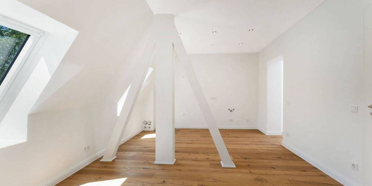 Etagenwohnung Düsseldorf Düsseltal - 3 Zimmer, 122 m&sup2;, 790.000&euro; | Angebot:26826322
