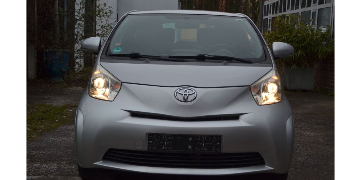 Toyota IQ 47.000 km 5.350 &euro; köln 50969