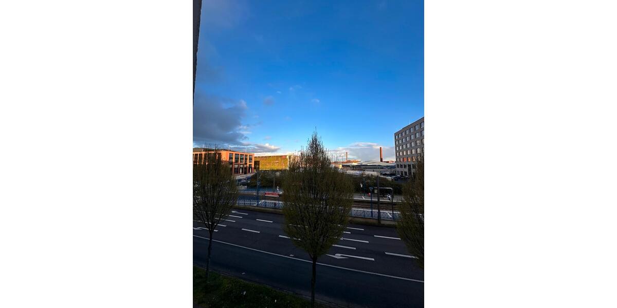 Etagenwohnung Köln Mülheim - 3 Zimmer, 76 m&sup2;, 1.400&euro; | Angebot:25905937