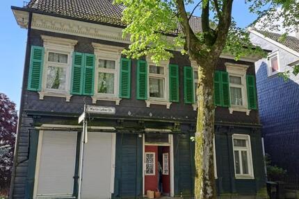 Haus Remscheid - 9 Zimmer, 240 m&sup2;, 240.000&euro; | Angebot:26764631