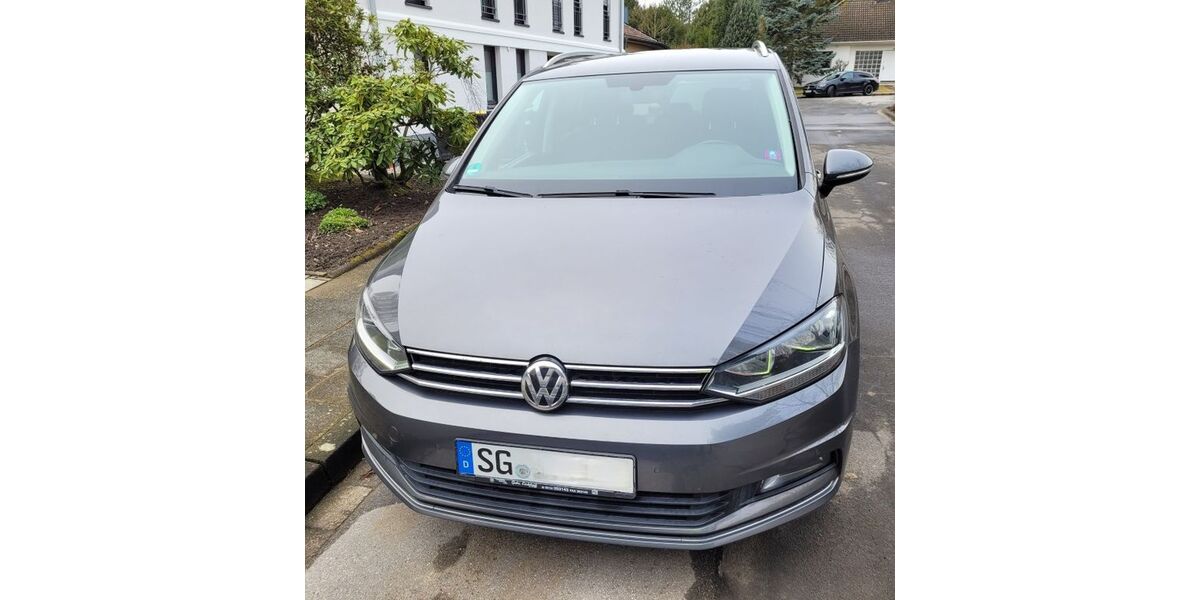 VW Touran 101.425 km 17.600 &euro; Solingen 42655