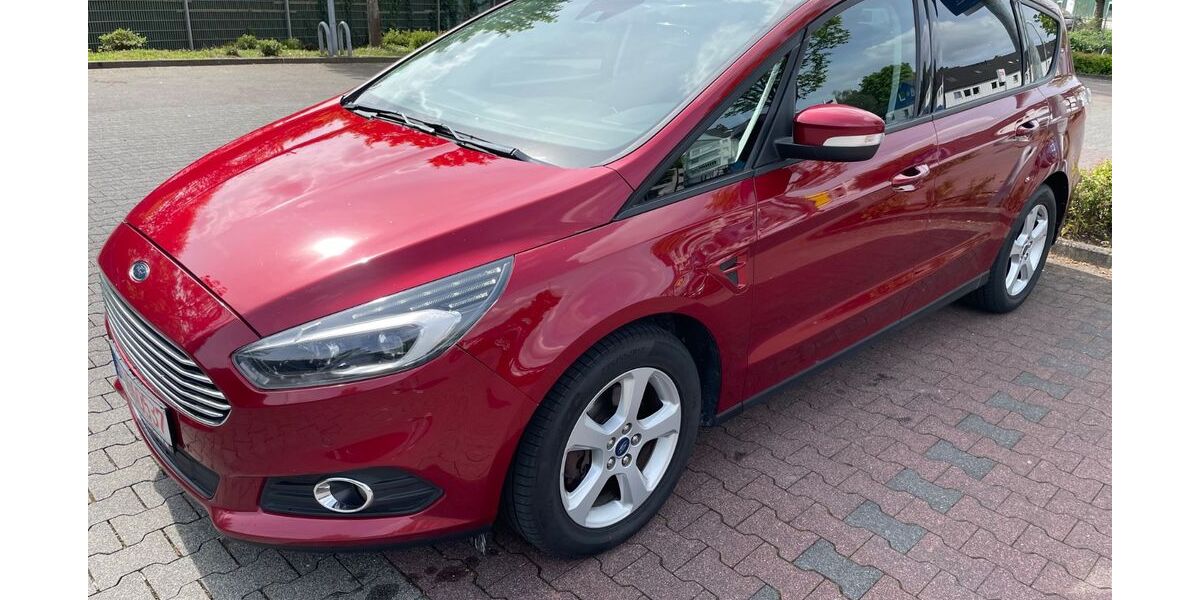 Ford S-Max 90.000 km 14.750 &euro; Düsseldorf 40229