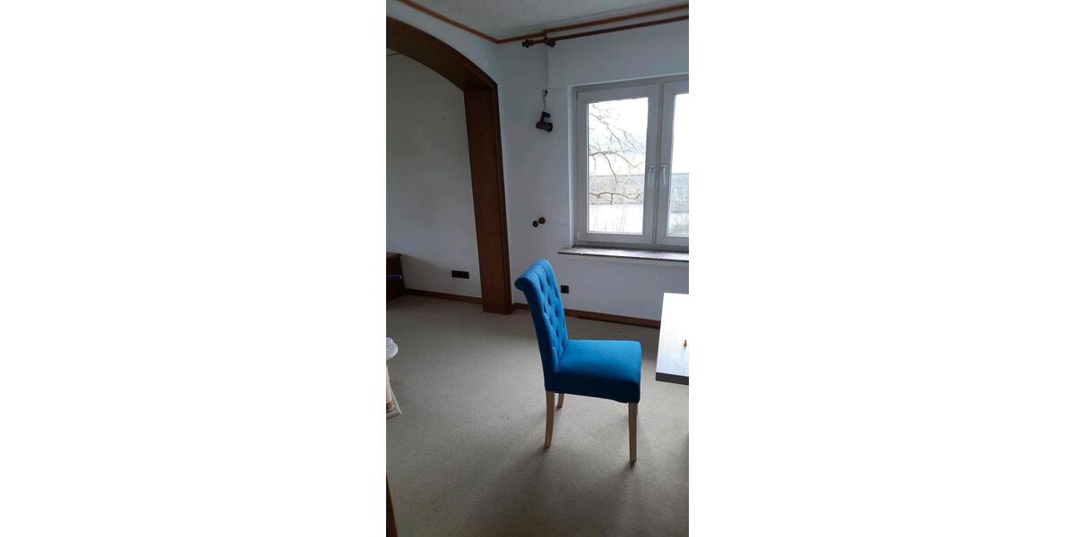 Hochparterre Bergisch Gladbach - 3 Zimmer, 110 m&sup2;, 1.350&euro; | Angebot:23684098