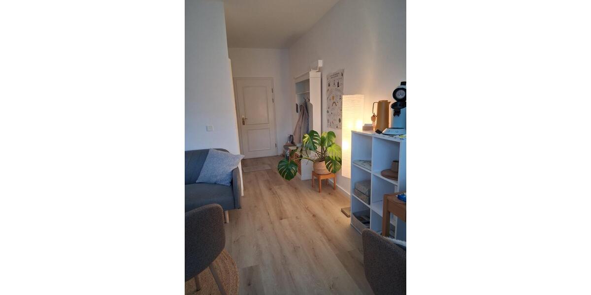 Etagenwohnung Pulheim - 1 Zimmer, 25 m&sup2;, 200&euro; | Angebot:25272386