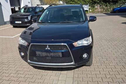 Mitsubishi Outlander 255.000 km 3.900 &euro; Köln 51069