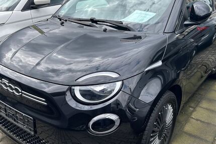 Fiat 500e 24.313 km 20.880 &euro; Köln 51149