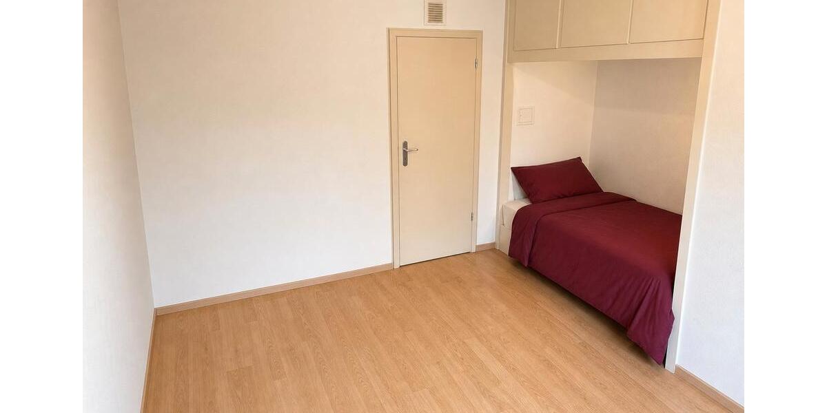 Etagenwohnung Düsseldorf Stadtbezirk 5 - 1 Zimmer, 24 m&sup2;, 85.000&euro; | Angebot:26765863