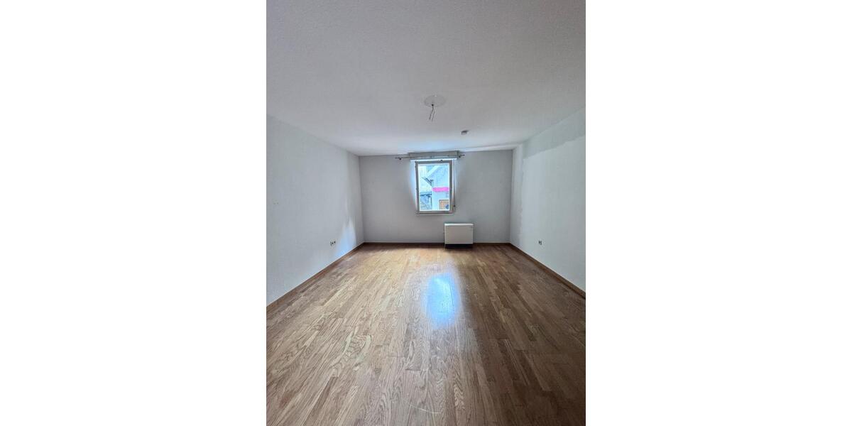 Etagenwohnung Radevormwald - 2 Zimmer, 57 m&sup2;, 480&euro; | Angebot:25365384