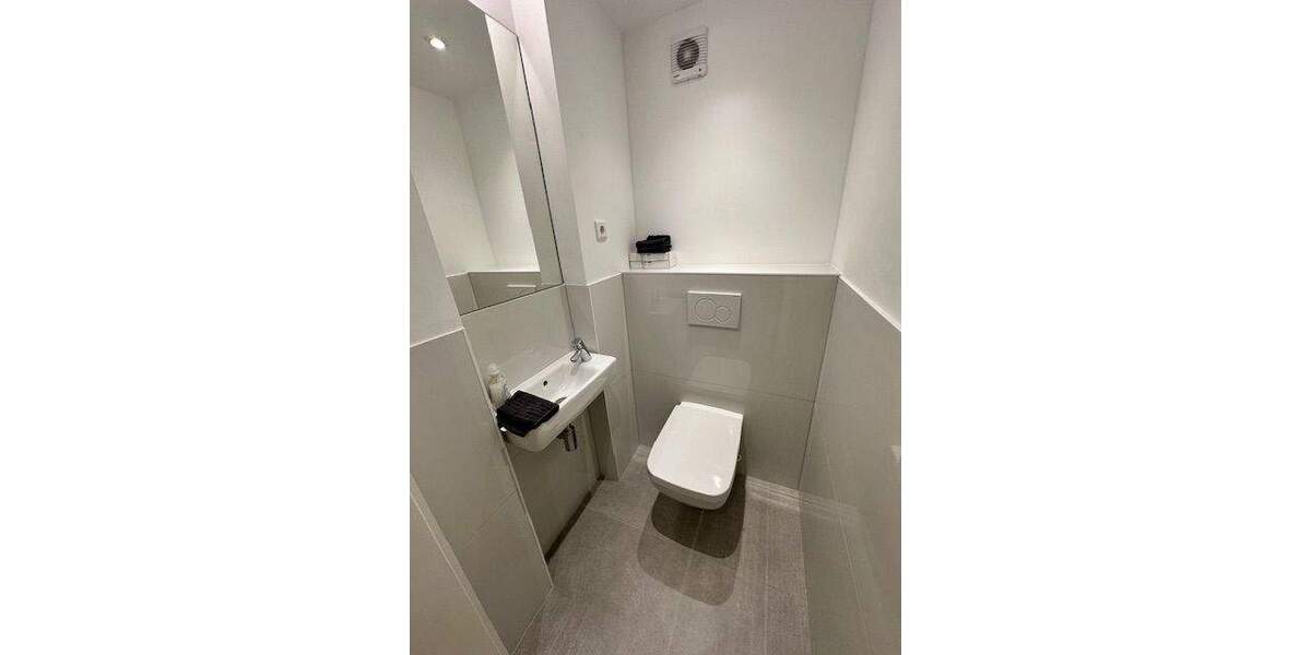 Etagenwohnung Köln Lindenthal - 2 Zimmer, 92 m&sup2;, 1.650&euro; | Angebot:25986426