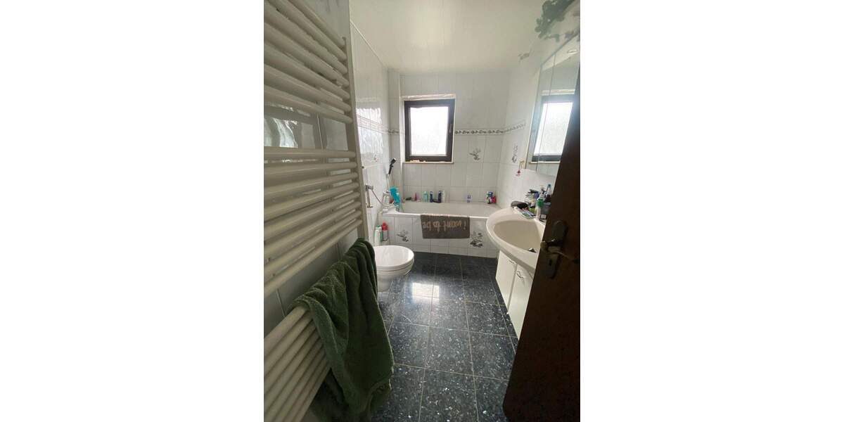 Mehrfamilienhaus, Wohnhaus Neuss Weissenberg - 6 Zimmer, 137 m&sup2;, 530.000&euro; | Angebot:25662243