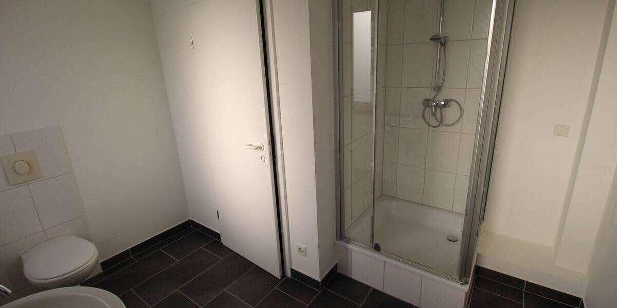 Reihenmittelhaus Düsseldorf Stockum - 4 Zimmer, 106 m&sup2;, 700.000&euro; | Angebot:26105538