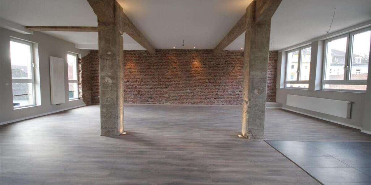 Etagenwohnung Wuppertal Sedansberg - 2 Zimmer, 157 m&sup2;, 1.150&euro; | Angebot:26080603