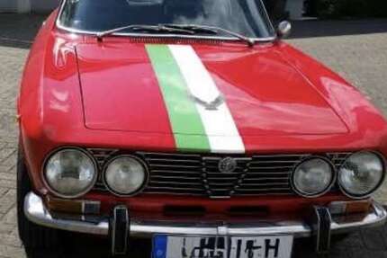 Alfa Romeo GTV 83.000 km 44.900 &euro; Düsseldorf 40627
