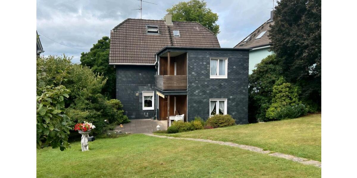 Einfamilienhaus Remscheid Remscheid-Süd - 7 Zimmer, 162 m&sup2;, 2.000&euro; | Angebot:26020621