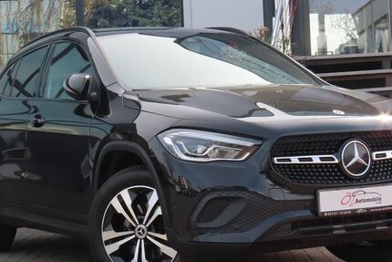Mercedes-Benz GLA 200 129.683 km 27.490 &euro; Neuss 41469