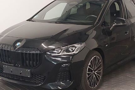 BMW 218 Active Tourer 5.900 km 32.990 &euro; Remscheid 42853