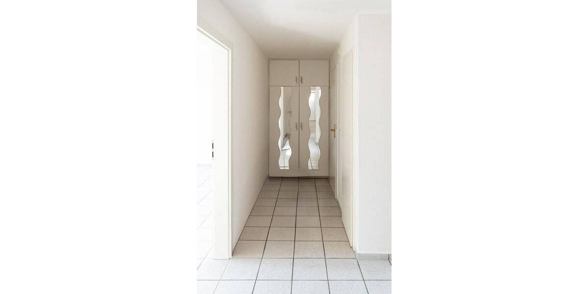 Etagenwohnung Leverkusen Hitdorf - 3 Zimmer, 78 m&sup2;, 219.000&euro; | Angebot:26102921