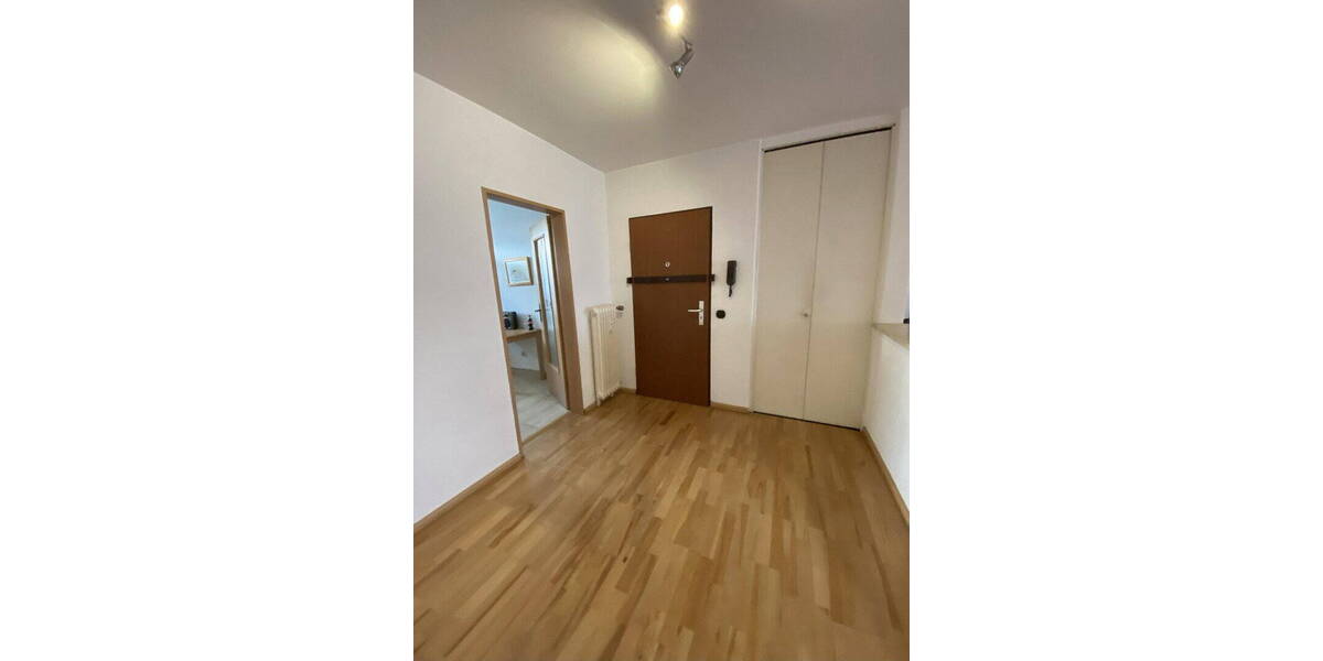 Etagenwohnung Düsseldorf Wersten - 3 Zimmer, 87 m&sup2;, 325.000&euro; | Angebot:26131810