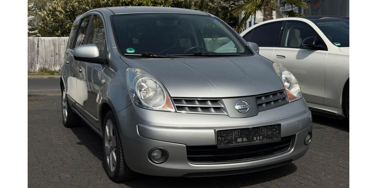 Nissan Note 176.700 km 3.100 &euro; Düsseldorf 40627