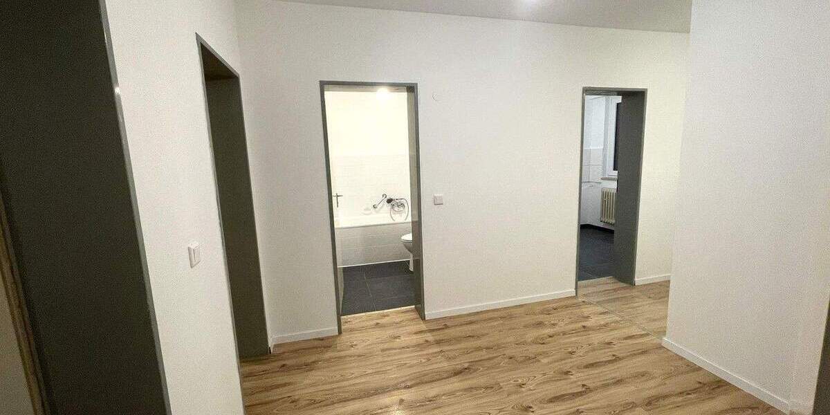 Etagenwohnung Wuppertal Barmen - 2 Zimmer, 64 m&sup2;, 550&euro; | Angebot:25870156