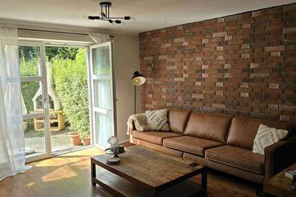 Zimmer Köln Poll - 1 Zimmer, 1.590&euro; | Angebot:25844144