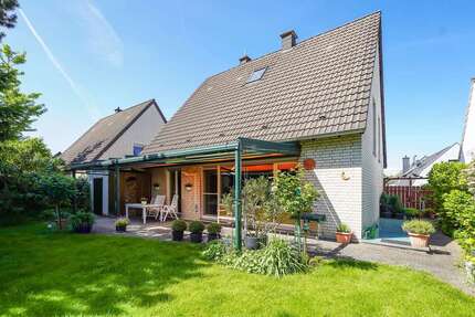 Haus Düsseldorf Stadtbezirk 5 - 4 Zimmer, 129 m&sup2;, 675.000&euro; | Angebot:25200623