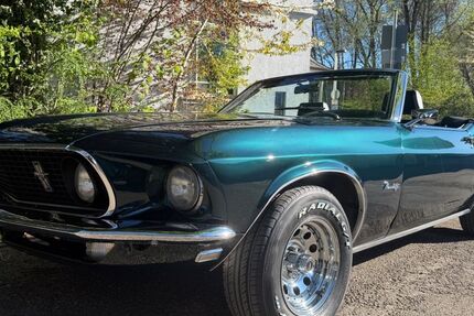 Ford Mustang 36.000 km 49.900 &euro; Solingen 42699