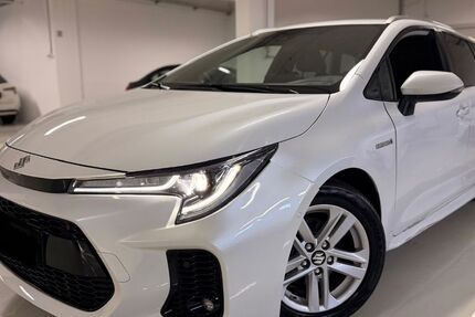 Toyota Corolla 292.309 km 12.999 &euro; Düsseldorf 40233