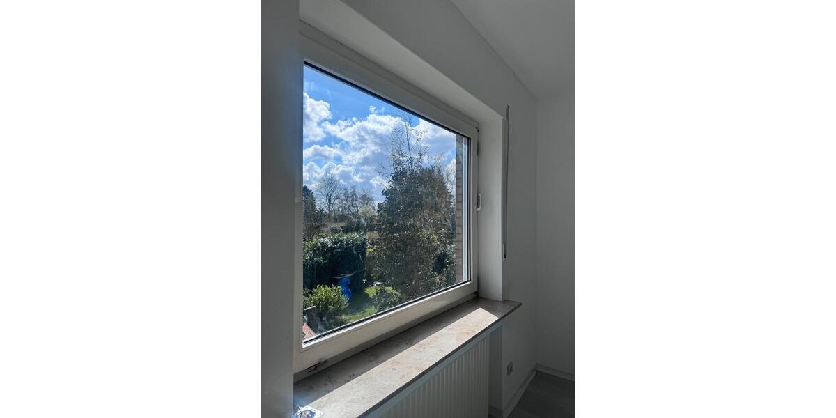 Etagenwohnung Burscheid - 4 Zimmer, 125 m&sup2;, 1.250&euro; | Angebot:25961222