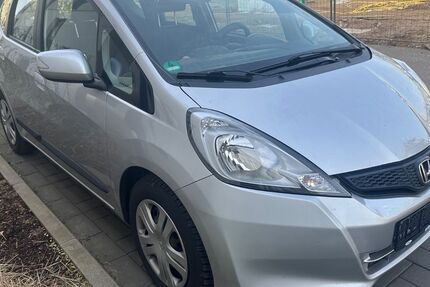 Honda Jazz 117.000 km 7.500 &euro; Köln 50765
