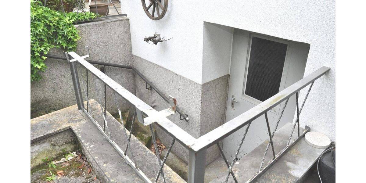 Einfamilienhaus Düsseldorf Wersten - 6 Zimmer, 130 m&sup2;, 698.000&euro; | Angebot:26835262