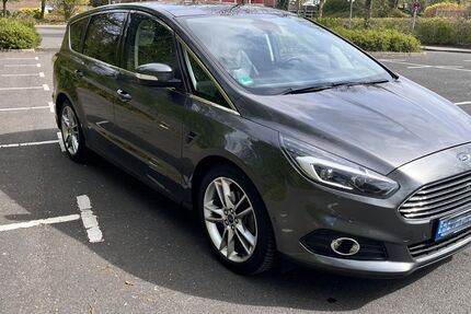 Ford S-Max 131.000 km 16.900 &euro; Neuss 41470