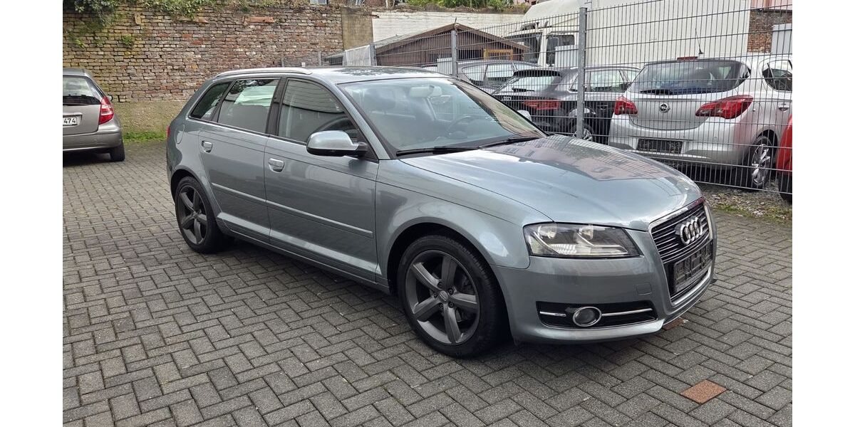 Audi A3 177.600 km 7.499 &euro; Solingen 42655