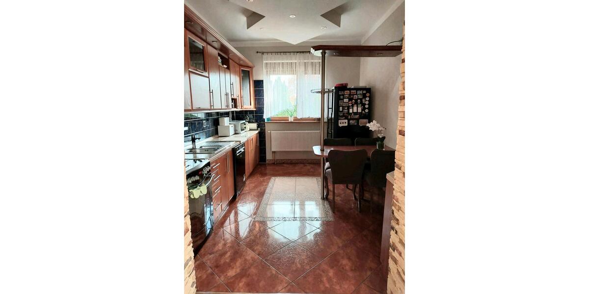 Einfamilienhaus Solingen Mitte - 6 Zimmer, 158 m&sup2;, 650.000&euro; | Angebot:26210995