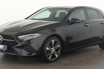 Mercedes-Benz A 250 26.300 km 33.484 &euro; Düsseldorf 40233