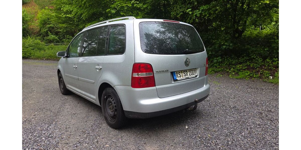 VW Touran 278.000 km 1.950 &euro; Remscheid 42897