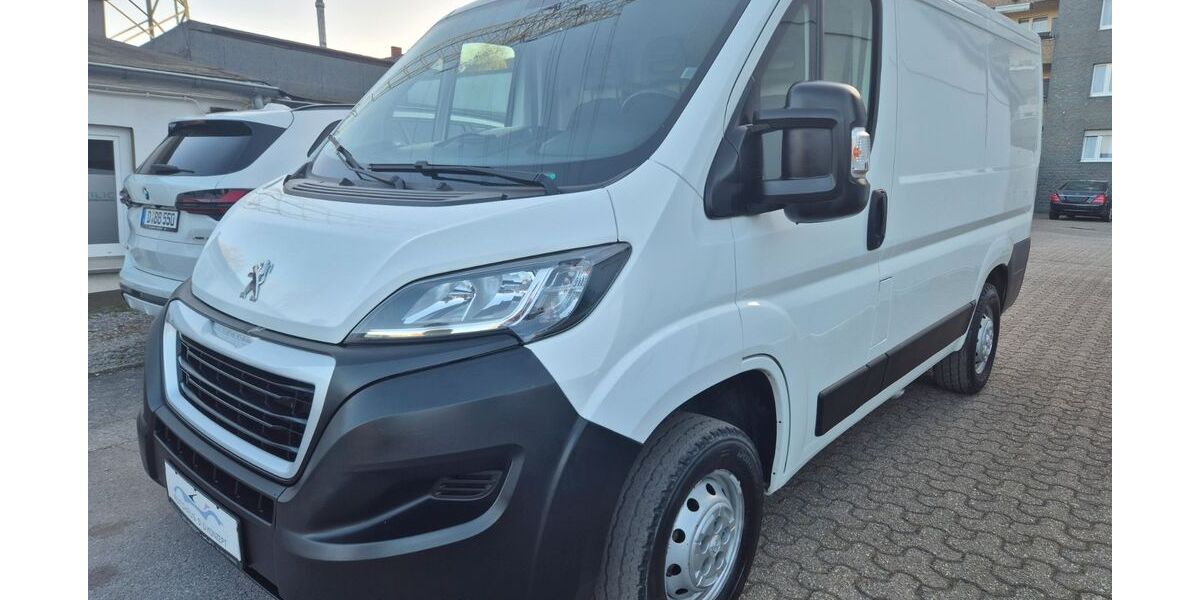 Peugeot Boxer 118.000 km 11.850 &euro; Düsseldorf 40591