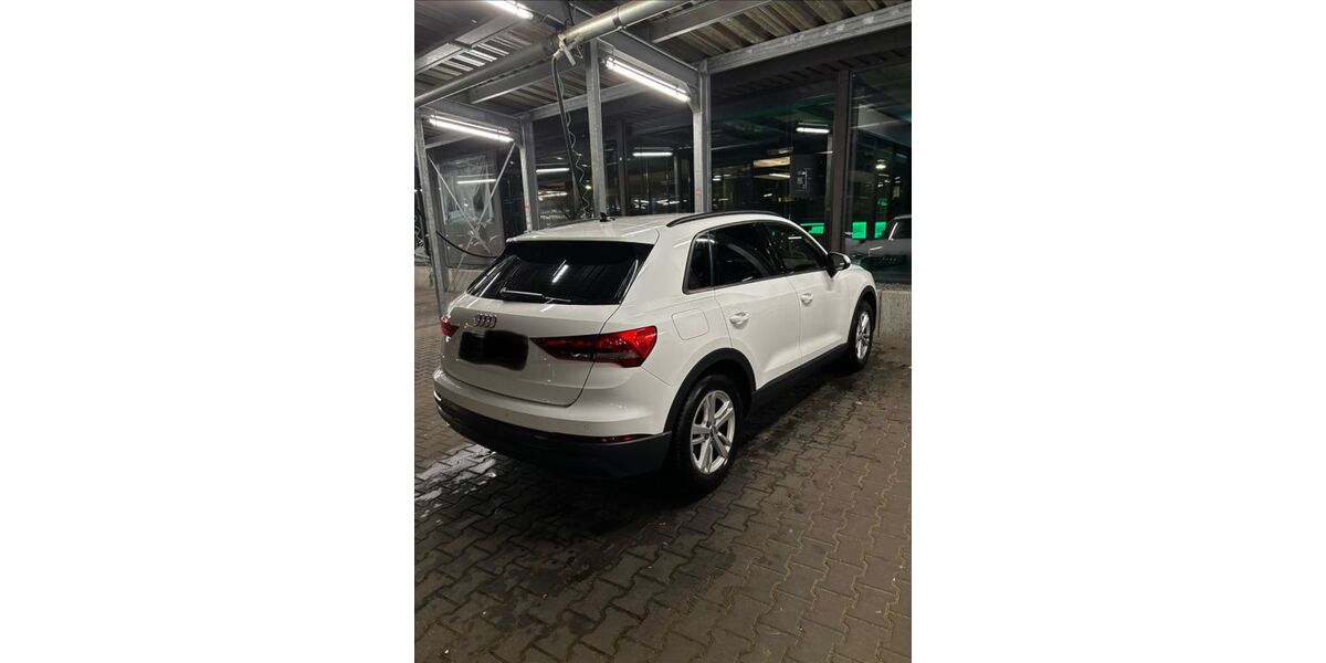 Audi Q3 59.000 km 20.900 &euro; korschenbroich 41352