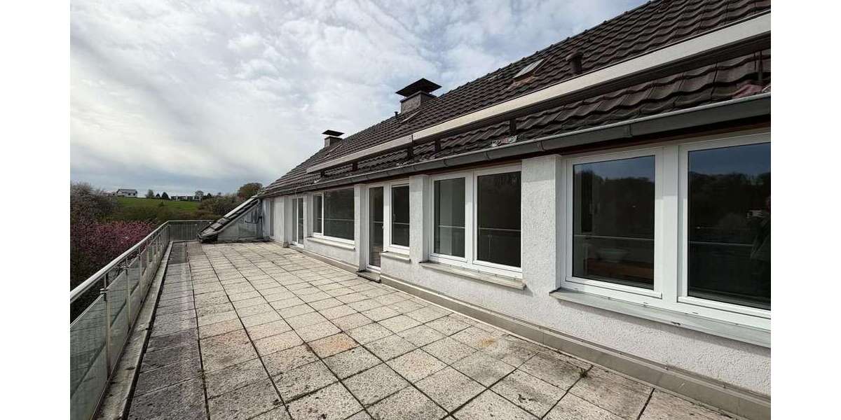 Etagenwohnung Wuppertal Eckbusch - 2 Zimmer, 107 m&sup2;, 298.000&euro; | Angebot:26274015