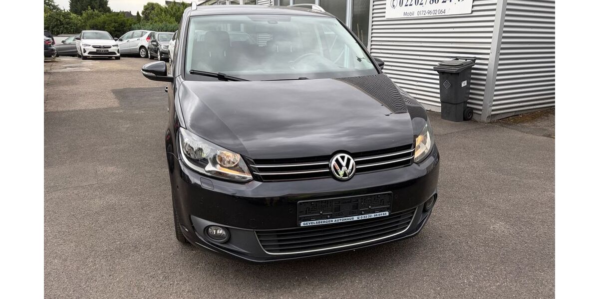 VW Touran 177.390 km 9.999 &euro; Bergisch-Gladbach 51469