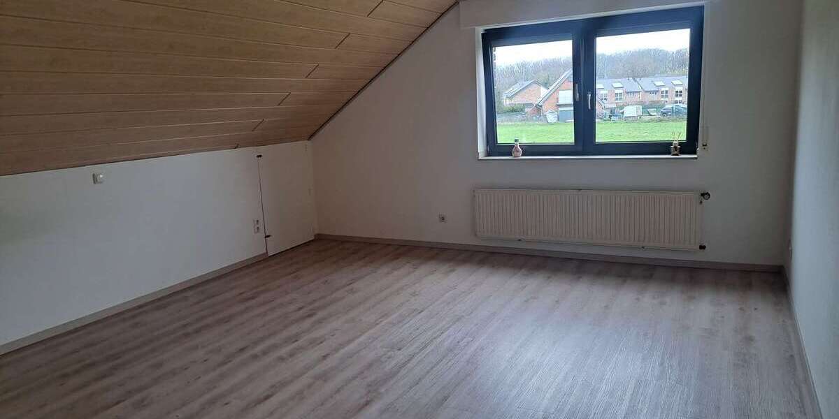 Etagenwohnung Willich - 2 Zimmer, 70 m&sup2;, 615&euro; | Angebot:26142544