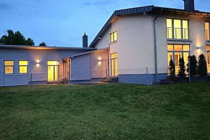 Haus Bergisch Gladbach - 9 Zimmer, 235 m&sup2;, 850.000&euro; | Angebot:27087304