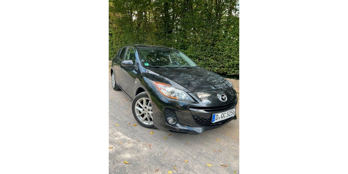 Mazda 3 177.000 km 5.600 &euro; Düsseldorf 40229