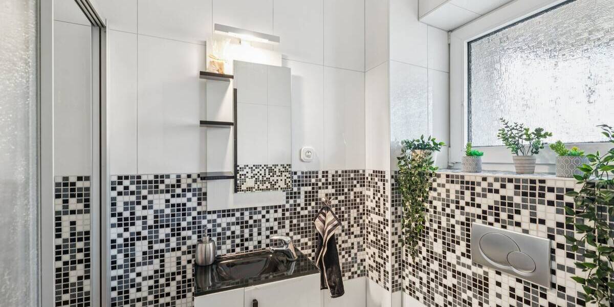 Reihenmittelhaus Dormagen Hackenbroich - 6 Zimmer, 107 m&sup2;, 470.000&euro; | Angebot:26291688