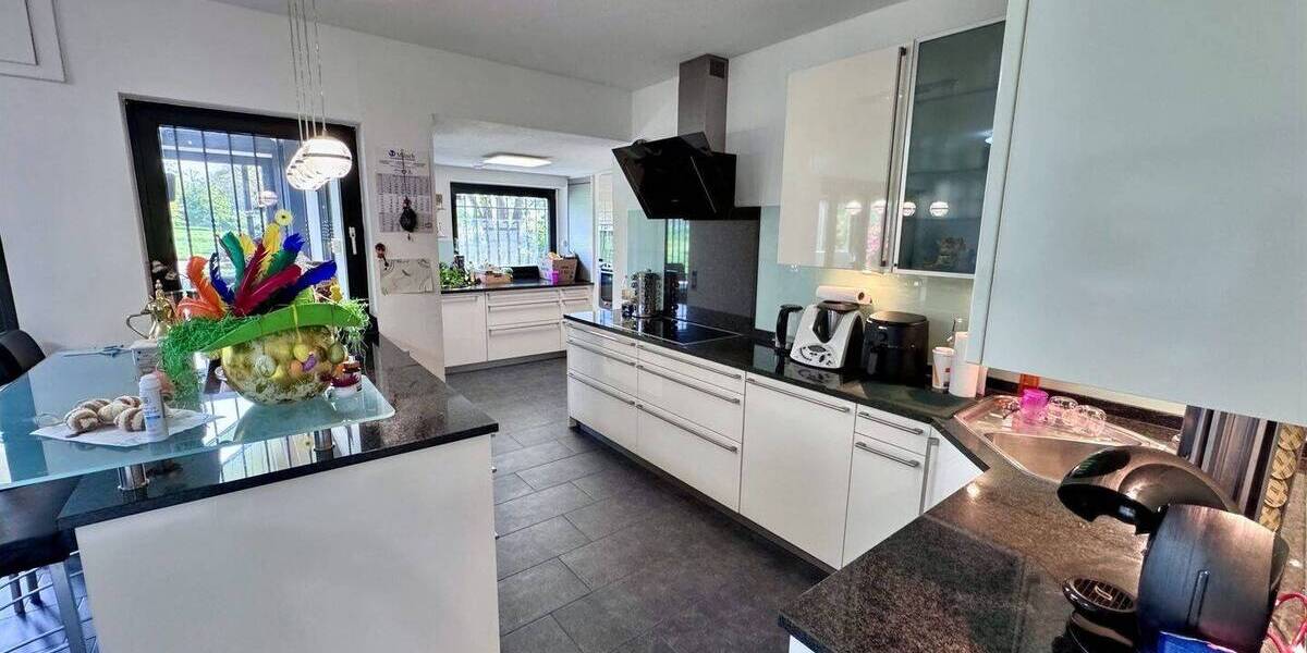 Einfamilienhaus Ratingen Breitscheid - 4 Zimmer, 315 m&sup2;, 1.150.000&euro; | Angebot:26455353