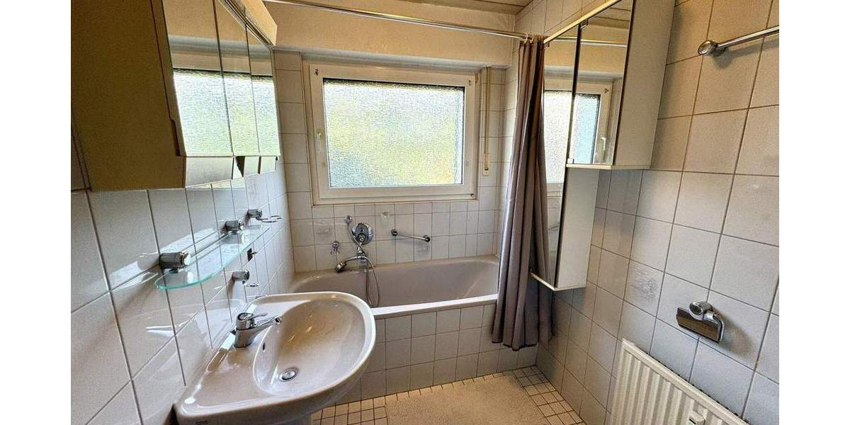 Mehrfamilienhaus, Wohnhaus Leverkusen Steinbüchel - 5 Zimmer, 159 m&sup2;, 535.000&euro; | Angebot:25844868