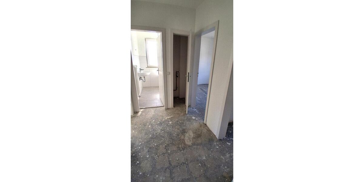 Etagenwohnung Leichlingen (Rheinland) - 3 Zimmer, 65 m&sup2;, 680&euro; | Angebot:25718745