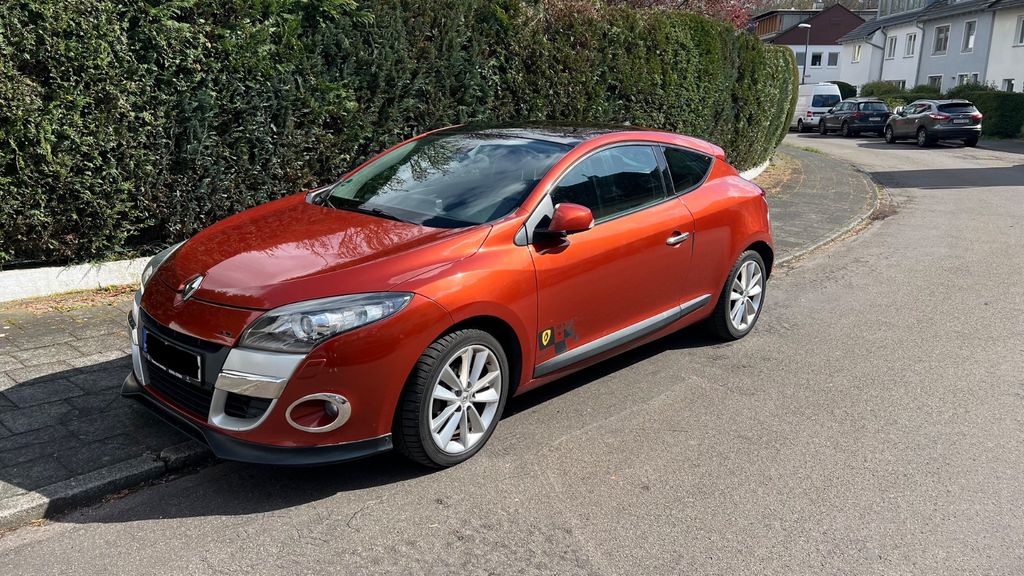 Renault Megane 123.200 km 5.700 &euro; Köln 50935