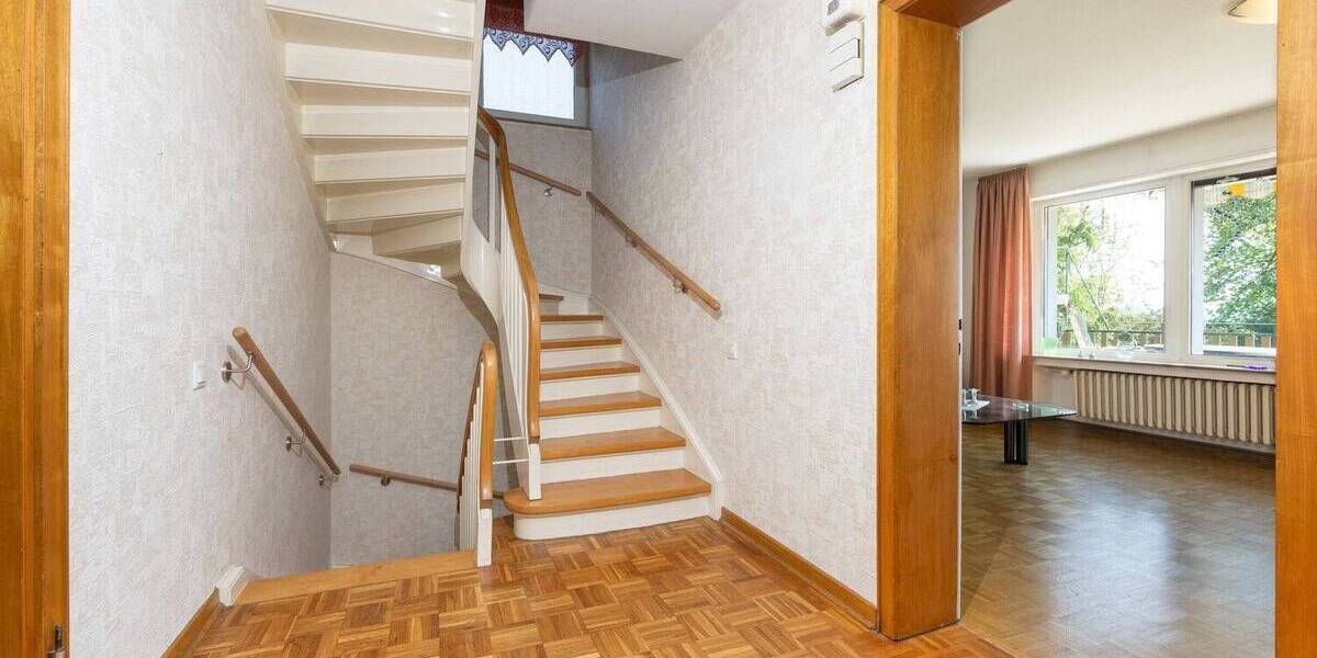 Einfamilienhaus Heiligenhaus Mitte - 7 Zimmer, 170 m&sup2;, 580.000&euro; | Angebot:25679812